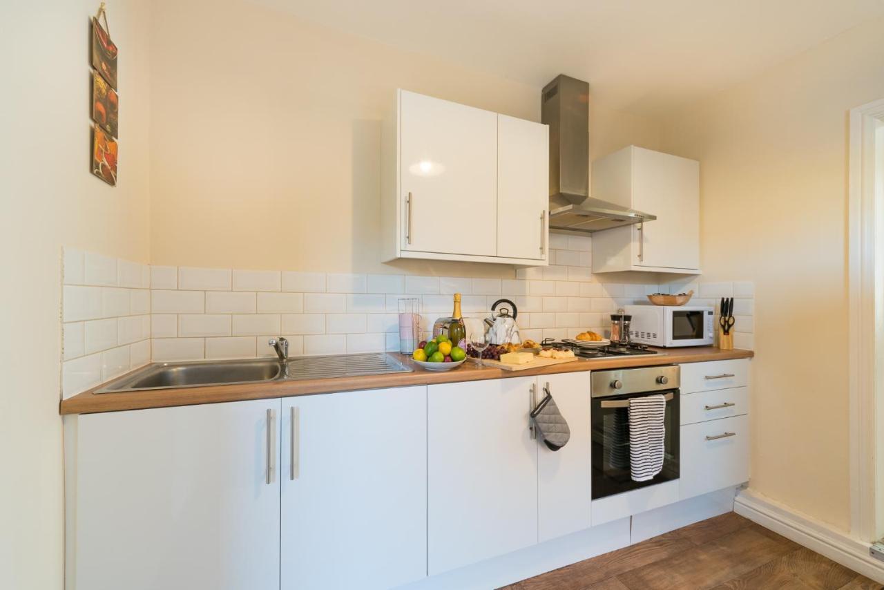 3 Bedroom-5 Beds Newland Ave King'S Palace Leisure-Contractor-Heart Of Hull Amenities Kingston upon Hull Esterno foto