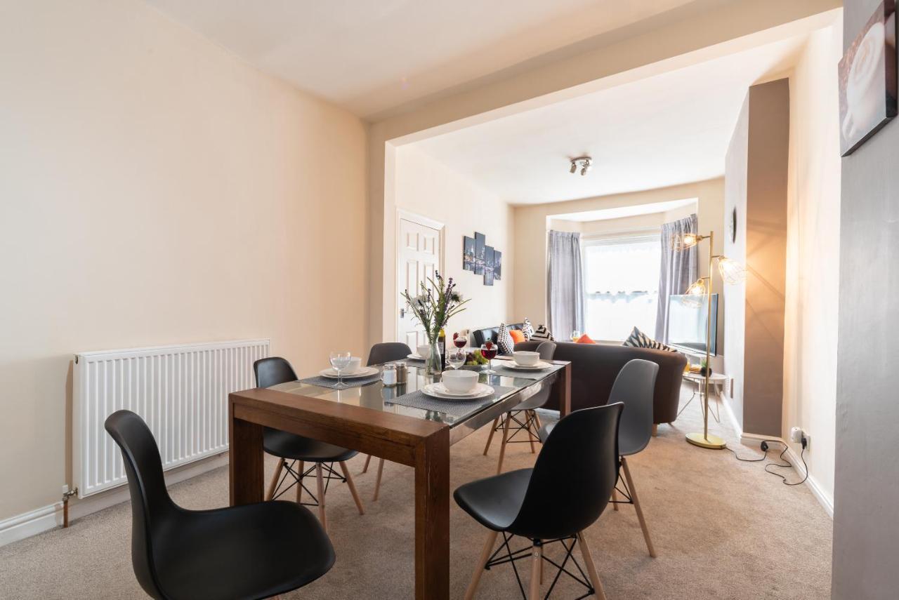 3 Bedroom-5 Beds Newland Ave King'S Palace Leisure-Contractor-Heart Of Hull Amenities Kingston upon Hull Esterno foto